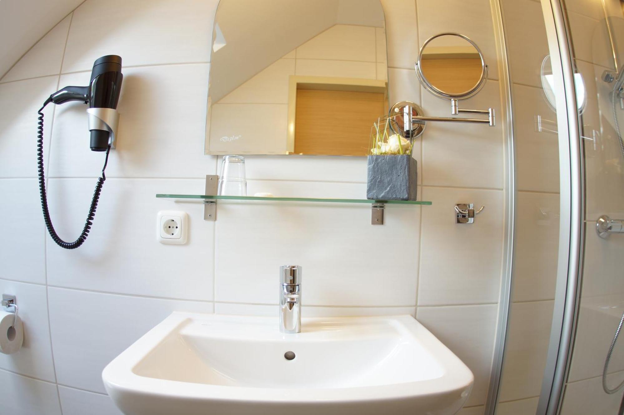 Landhotel Graetz Emmering  Phòng bức ảnh