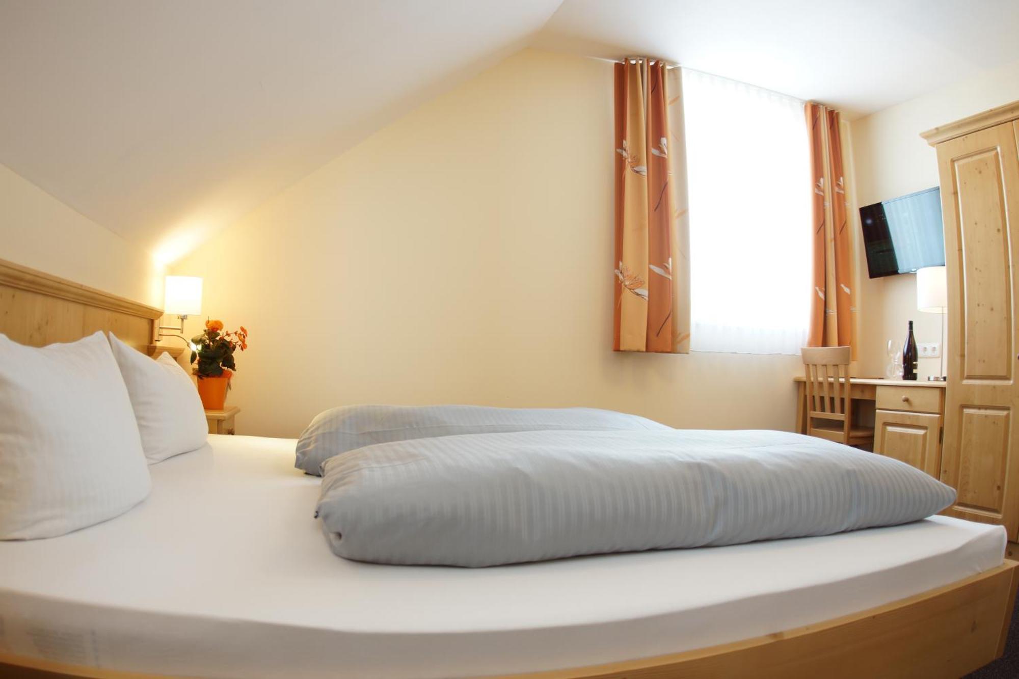 Landhotel Graetz Emmering  Phòng bức ảnh