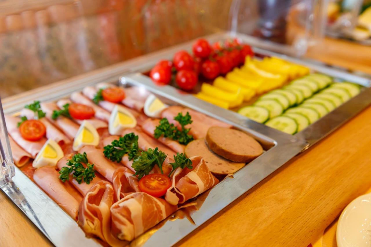 Landhotel Graetz Emmering  Ngoại thất bức ảnh